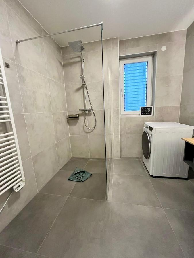 Ferienwohnung Mit Seeblick - Ossiacher See Gerlitzen Sattendorf Exteriör bild