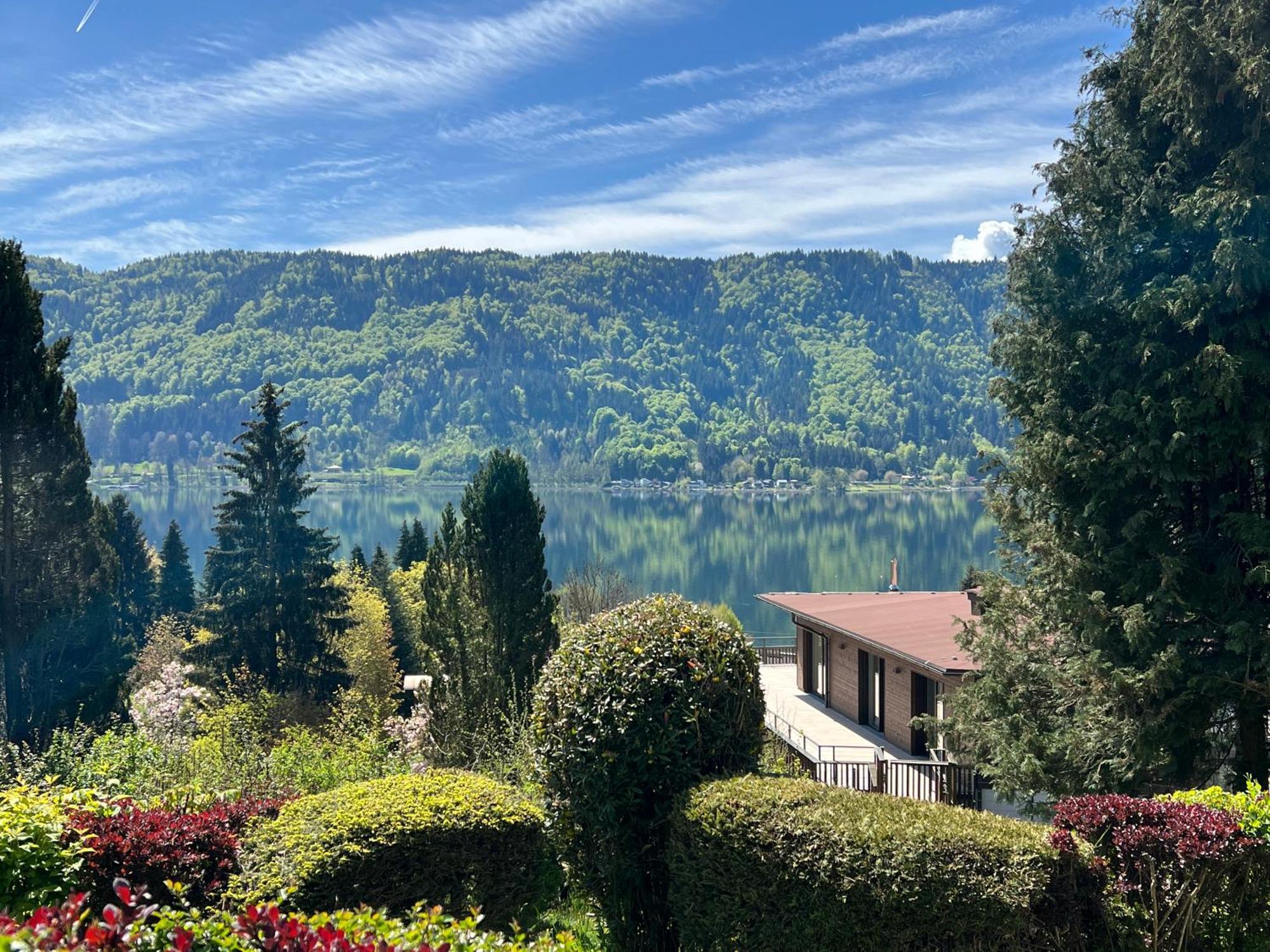 Ferienwohnung Mit Seeblick - Ossiacher See Gerlitzen Sattendorf Exteriör bild